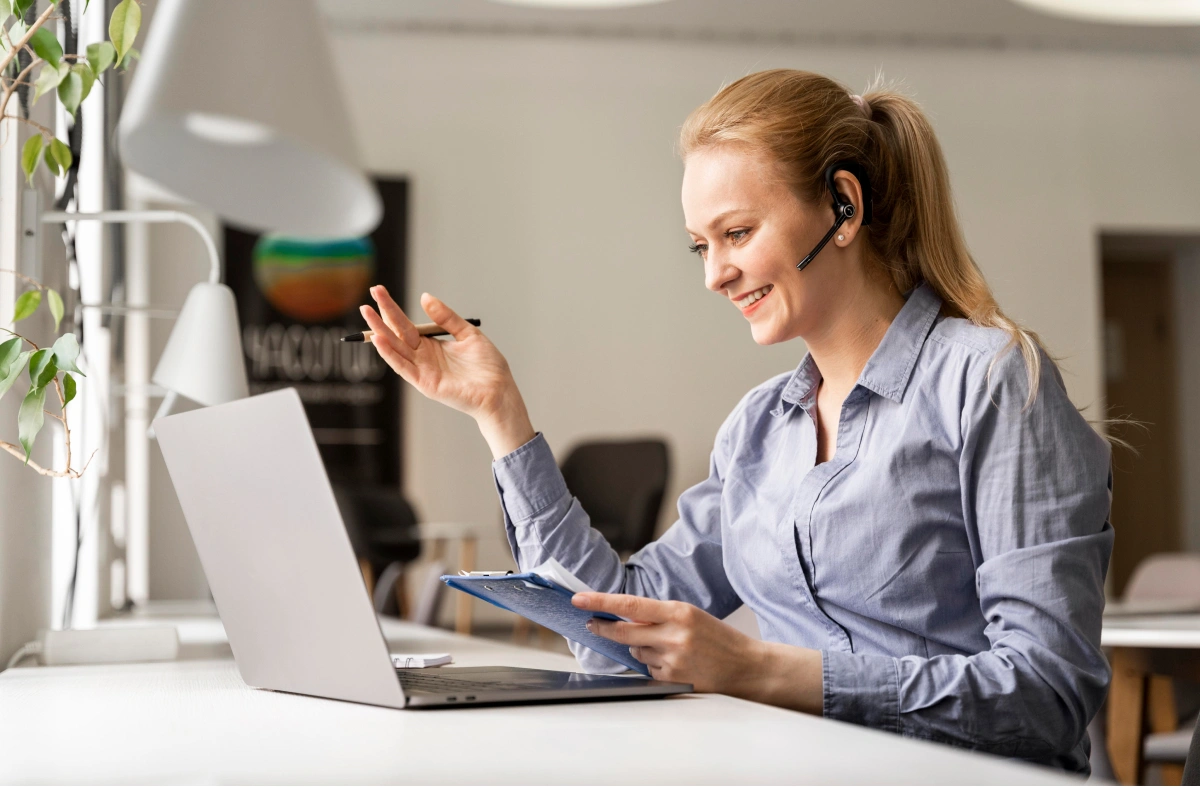 medium-shot-woman-working-desk (1) 2